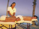 gran-porto-real-resort-and-spa-Masaje_Playa.jpg